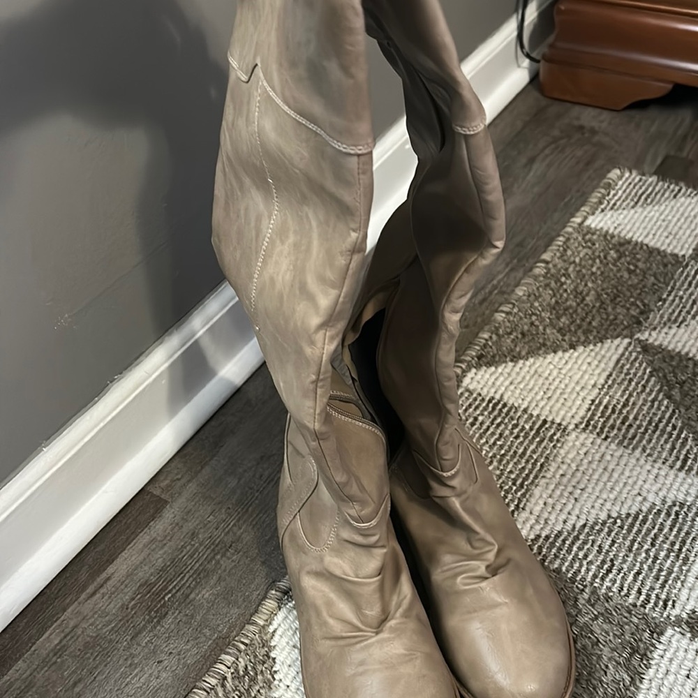 Super cute boots wore maybe 2 times